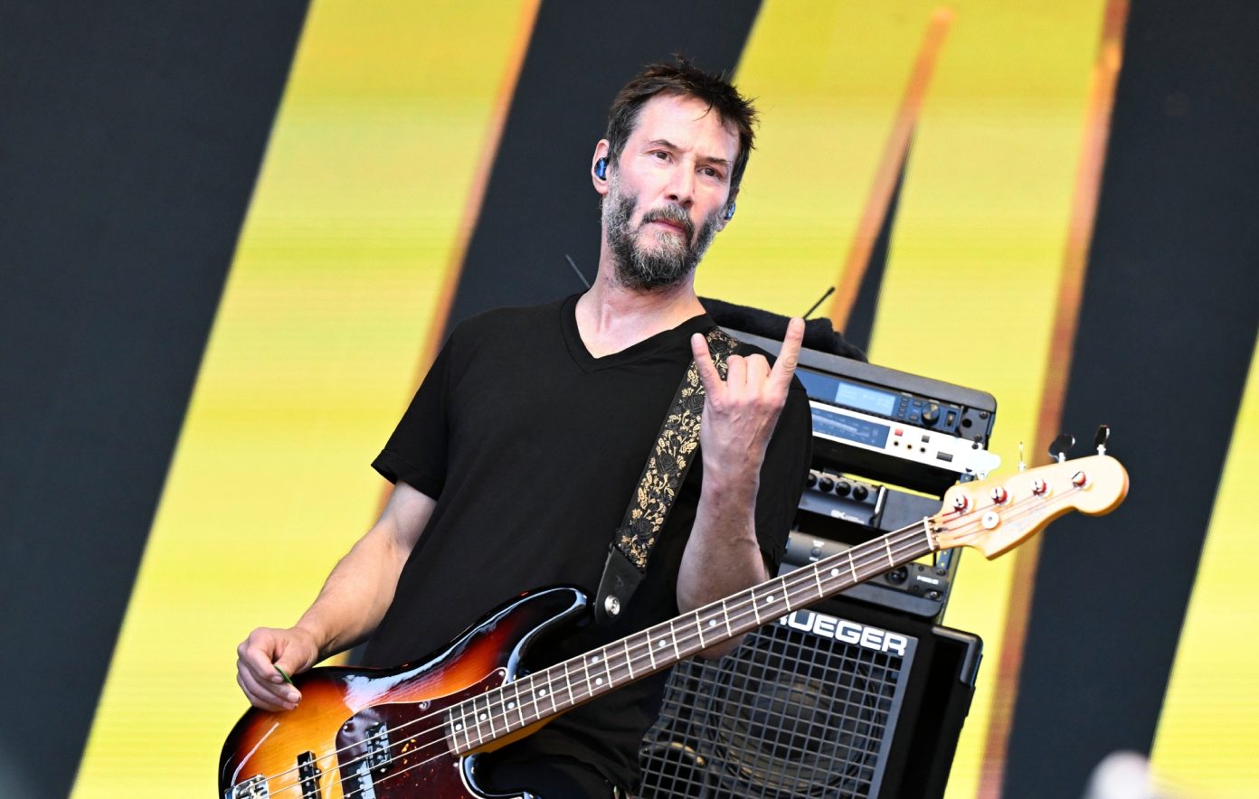 Keanu Reeves' band Dogstar announce 2026 UK, European tour - The Lagos ...